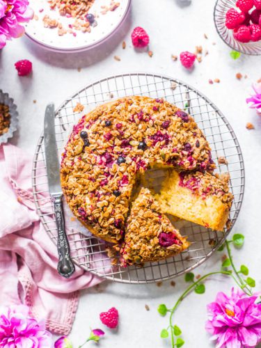 Berry and apple granol;a streusel cake