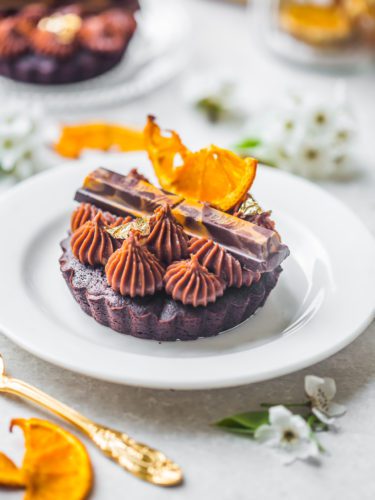 Orange KitKat Brownie cakes