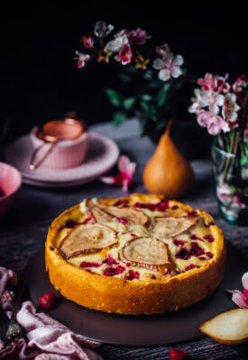 Pear and Raspberry cake