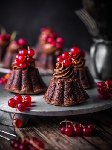 Flourless Chocolate Hazelnut Cakes